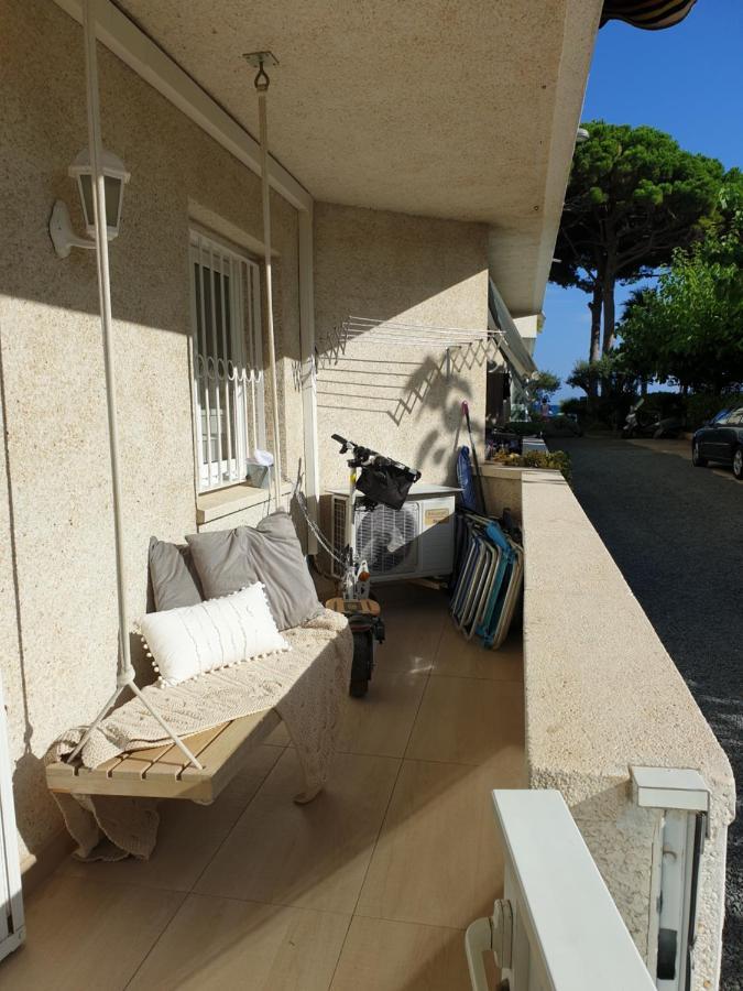Apartamento 1ª Linea De Mar Cambrils Vilafortuny Exterior photo